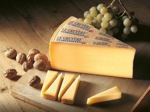 Phô mai Thuỵ Sĩ Gruyère AOP tại FrenchTaste Việt Nam